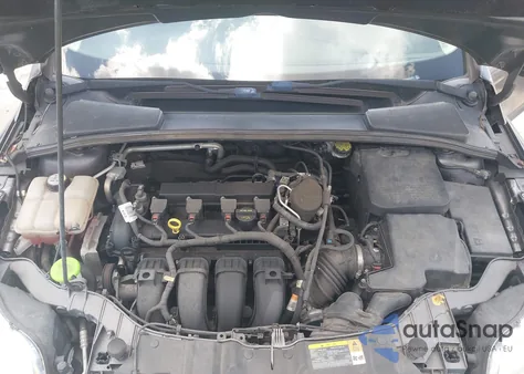 2013 Ford Focus Se z USA, uszkodzony, nr VIN 1FADP3K20DL155882